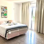Global Immo 9101 Pacheco Villa